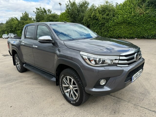 Toyota HILUX D-4d Invincible Pickup Double Grey