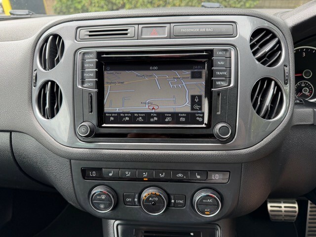 Volkswagen Tiguan 2.0 Tdi Grey #14