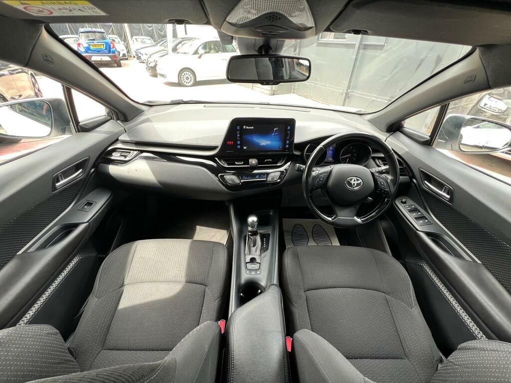 Toyota C-Hr 1.8 Vvt-h Icon Cvt Euro 6 Ss White #2