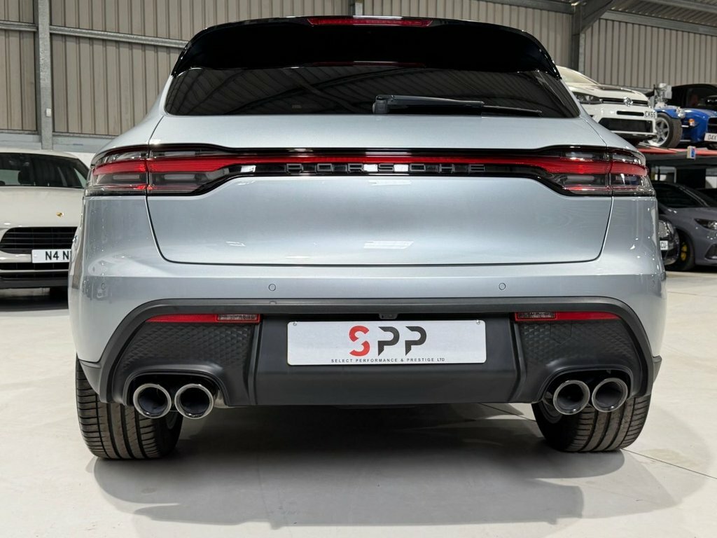 Porsche Macan 2.0T Suv Pdk 4Wd Euro 6 Ss 265 Ps Silver #4