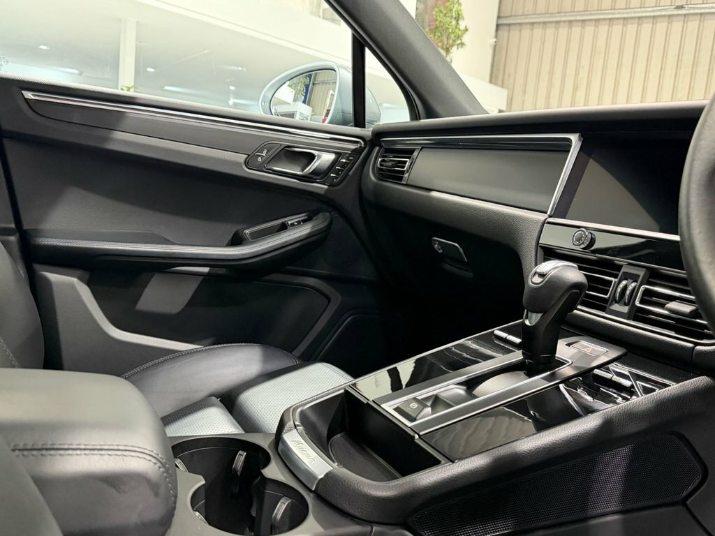Porsche Macan V6 S Pdk 4Wd Euro 6 5-Door Red #45