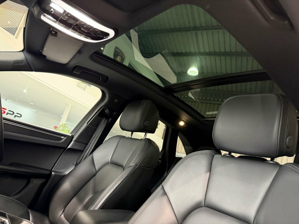 Porsche Macan V6 S Pdk 4Wd Euro 6 5-Door Red #44