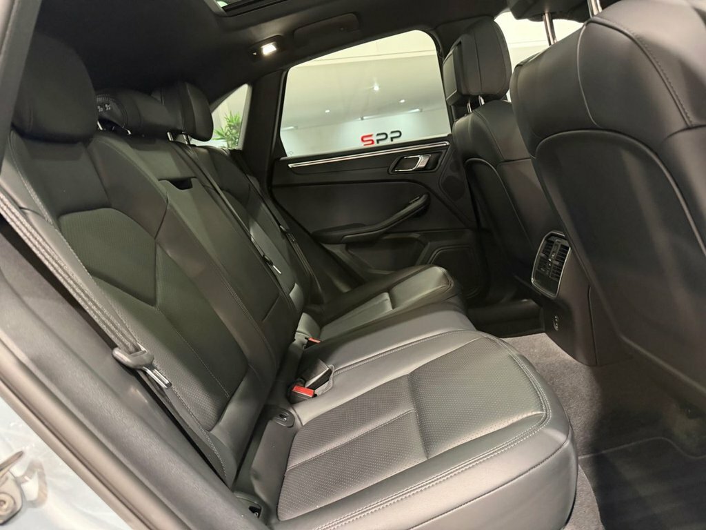 Porsche Macan V6 S Pdk 4Wd Euro 6 5-Door Red #47