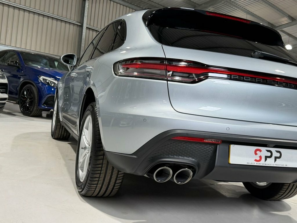 Porsche Macan V6 S Pdk 4Wd Euro 6 5-Door Red #36