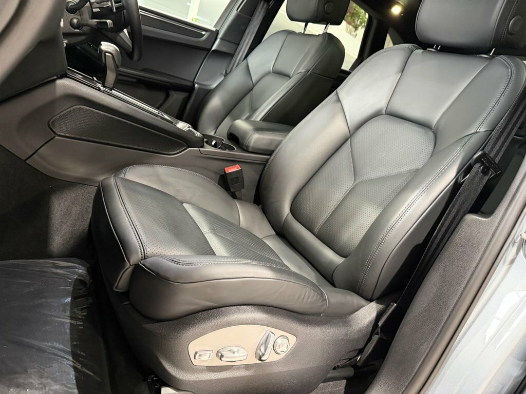 Porsche Macan V6 S Pdk 4Wd Euro 6 5-Door Red #16