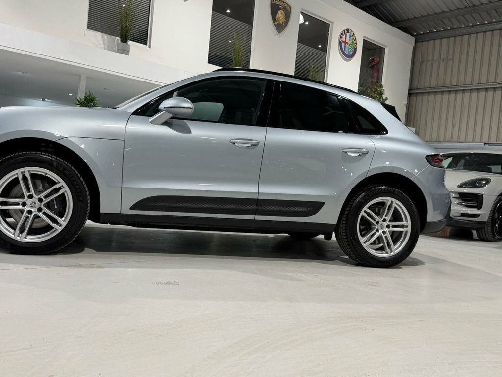 Porsche Macan V6 S Pdk 4Wd Euro 6 5-Door Red #37