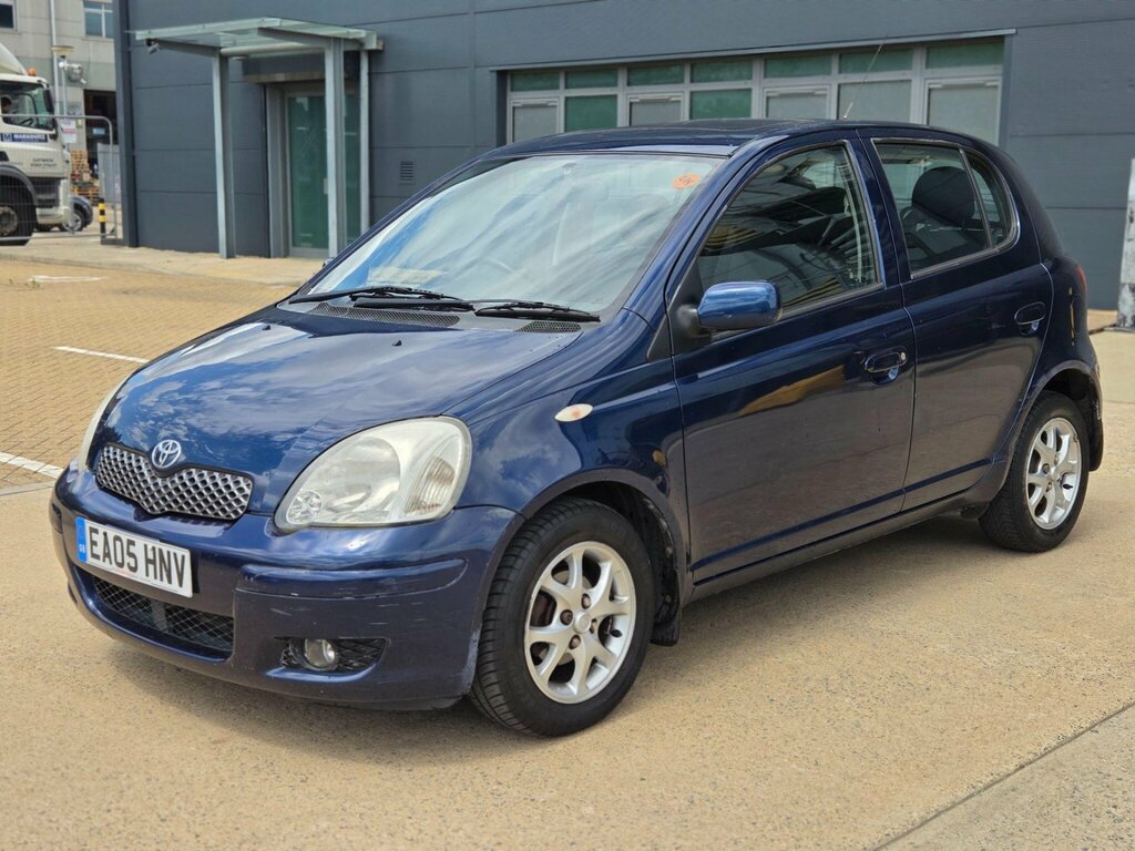 Toyota Yaris 1.3 Blue Vvt-i Blue #17