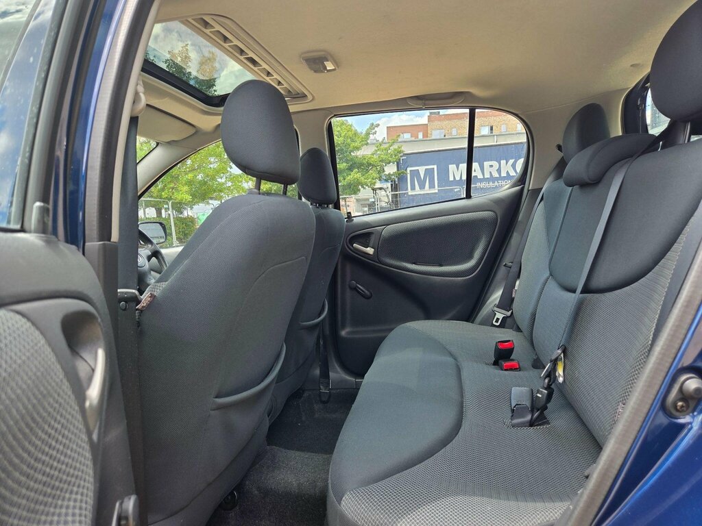Toyota Yaris 1.3 Blue Vvt-i Blue #23