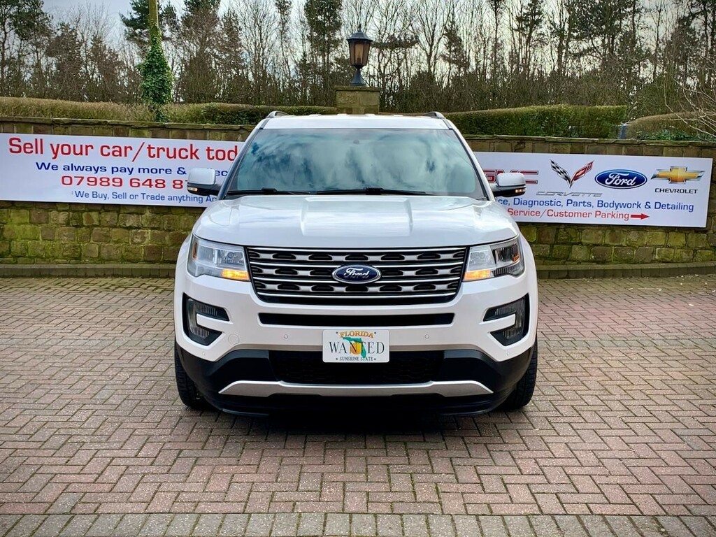 Ford Explorer Suv Red #2