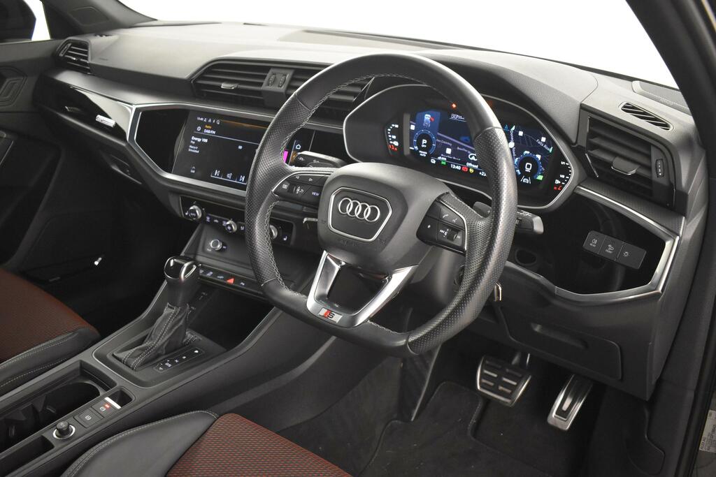 Audi Q3 45 Tfsi E Black Edition S Tronic DG23ZCK Black #3