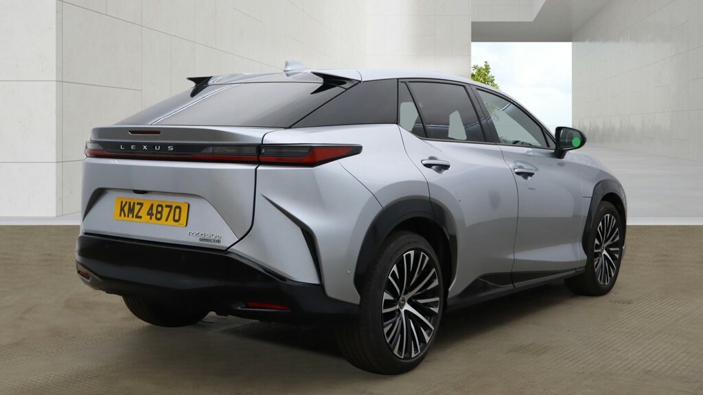 Lexus RZ 450E 230Kw Direct4 Takumi 71 Kwh Silver #4