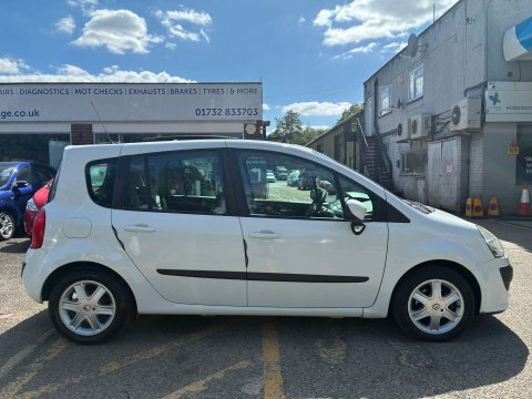 Renault Grand Modus 1.2 Tce Dynamique White #5