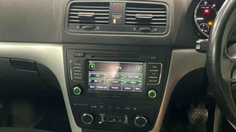 Skoda Yeti 1.2 Tsi Se Green #5