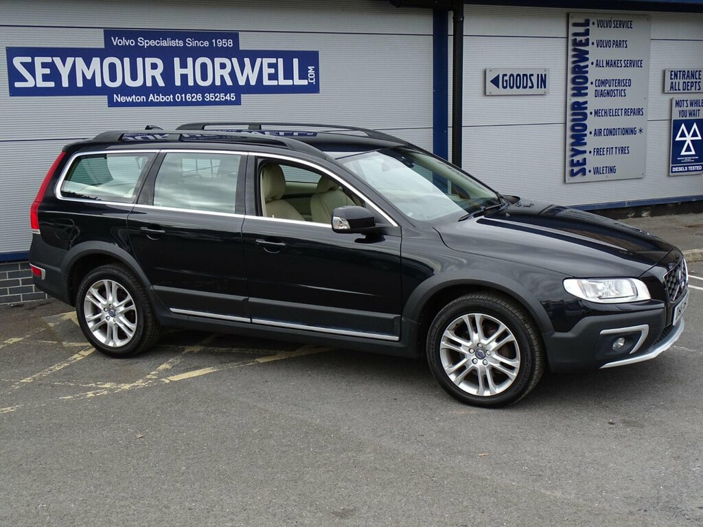 Volvo XC70 2.4 D5 Se Lux Geartronic Awd Euro 5 Black #3