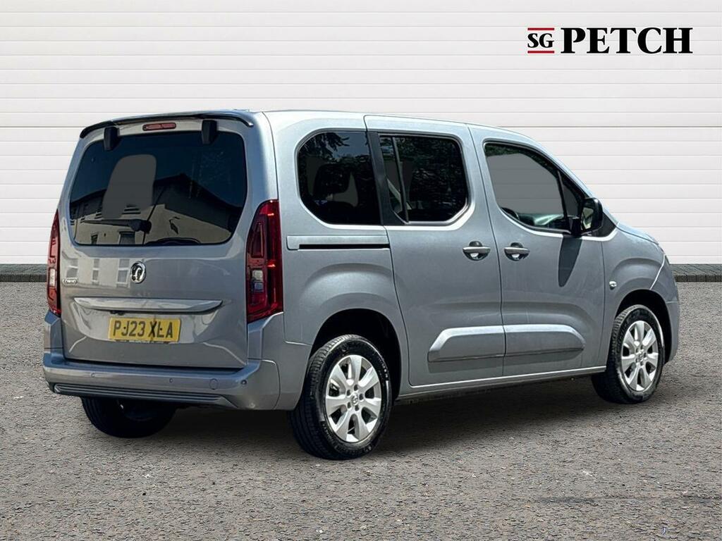 Vauxhall Combo Life 100Kw Design XL 50Kwh 7 Seat Blue #3