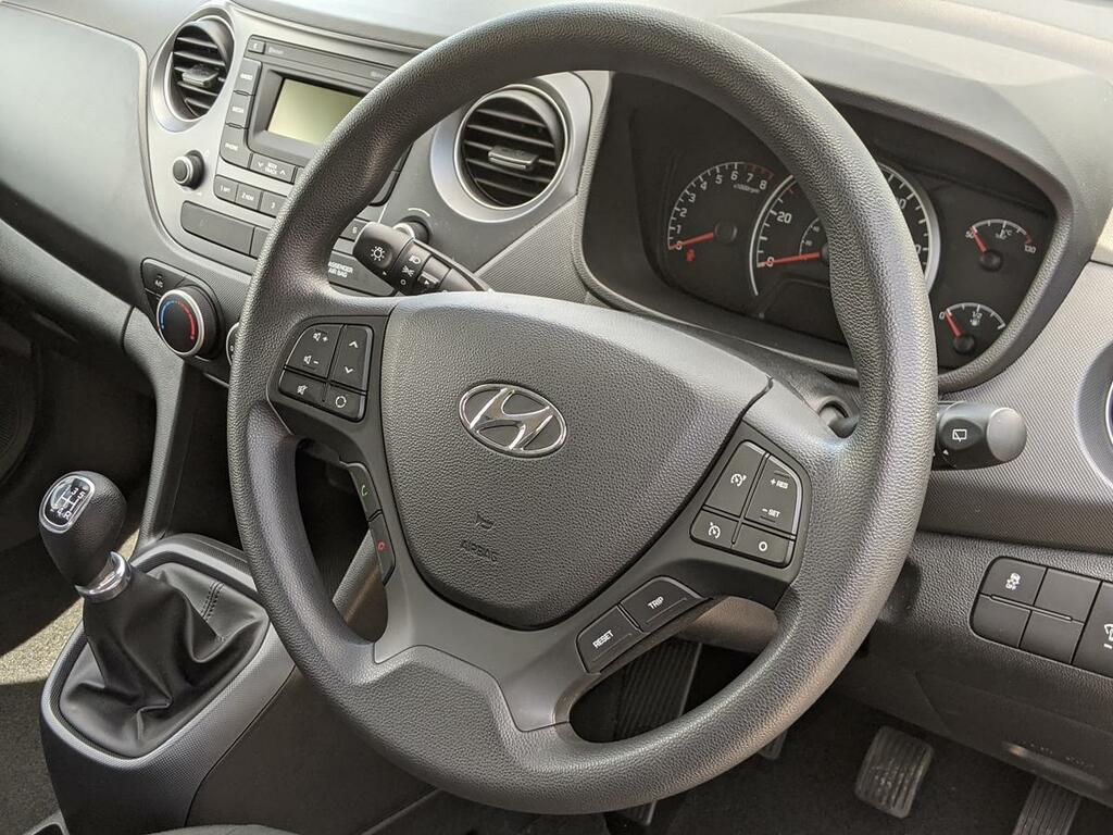 Hyundai I10 1.0 Se Euro 6 White #10