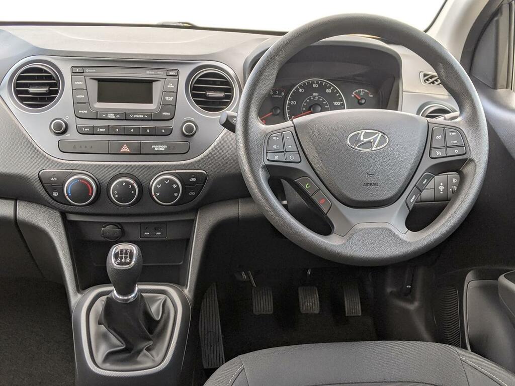 Hyundai I10 1.0 Se Euro 6 White #12