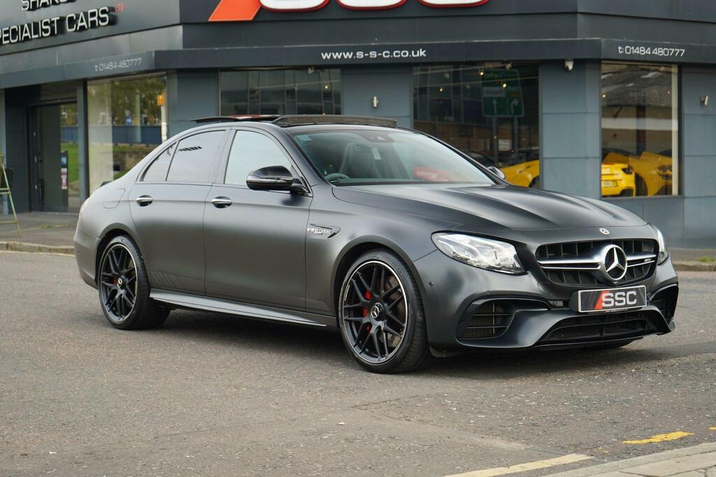 Mercedes-Benz E Class Amg S Edition 1 Black #4