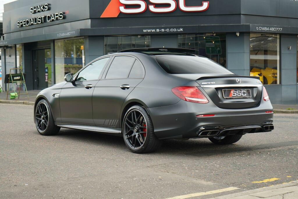 Mercedes-Benz E Class Amg S Edition 1 Black #2