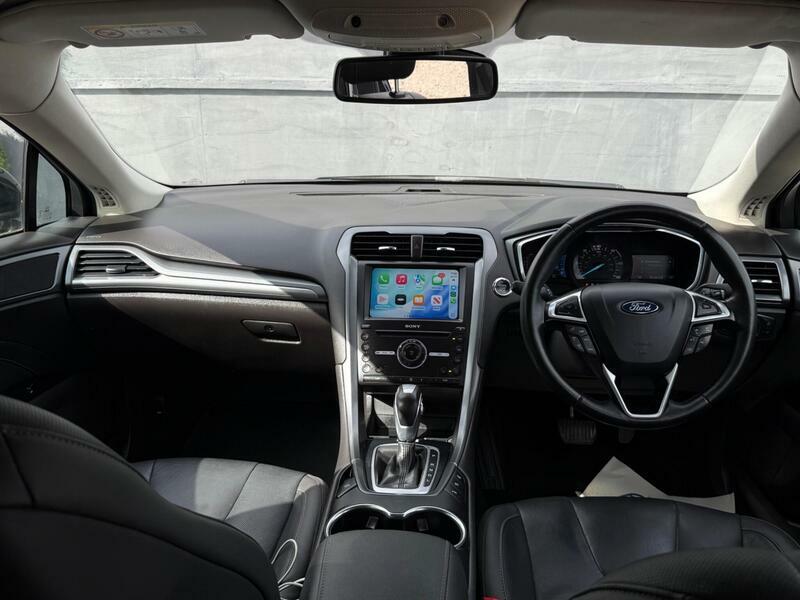 Ford Mondeo 2.0 Tivct Titanium Saloon Hybrid Cvt Eu Black #3