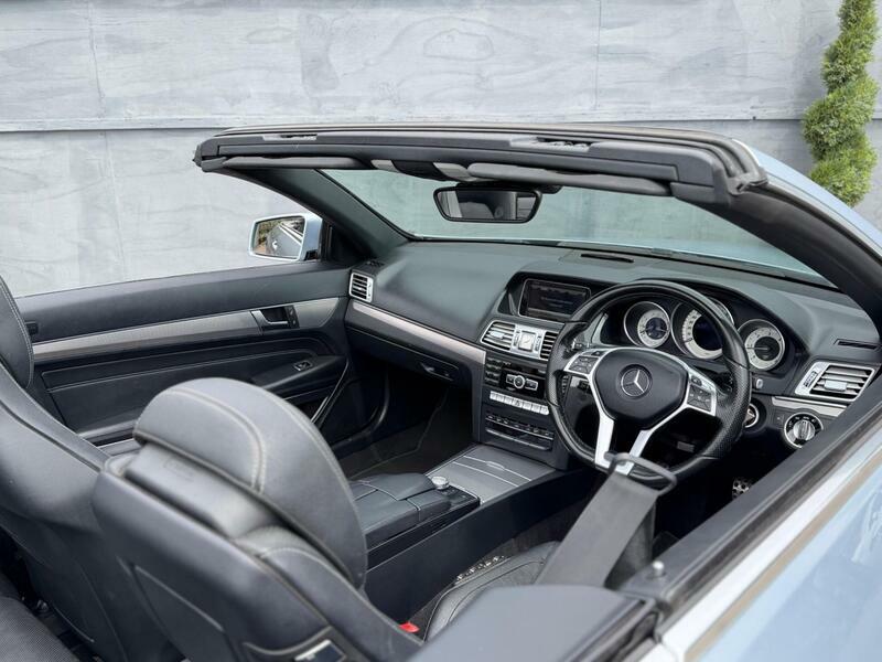 Mercedes-Benz E Class 2.1 E220 Bluetec Amg Line Cabriolet G-tronic Euro Silver #3