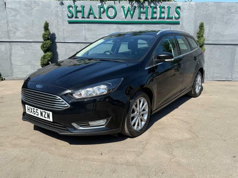 Ford Focus 1.6 Titanium Powershift Euro 6 Black #4
