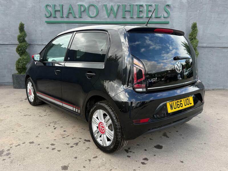 Volkswagen Up 1.0 Up Beats Euro 6 Black #2