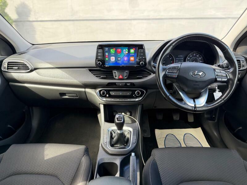 Hyundai I30 1.4 T-gdi Se Nav Tourer Euro 6 S S Silver #3