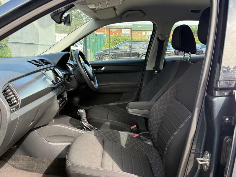 Skoda Fabia Estate Se 1.2 Tsi 110 Ps Dsg Black #19