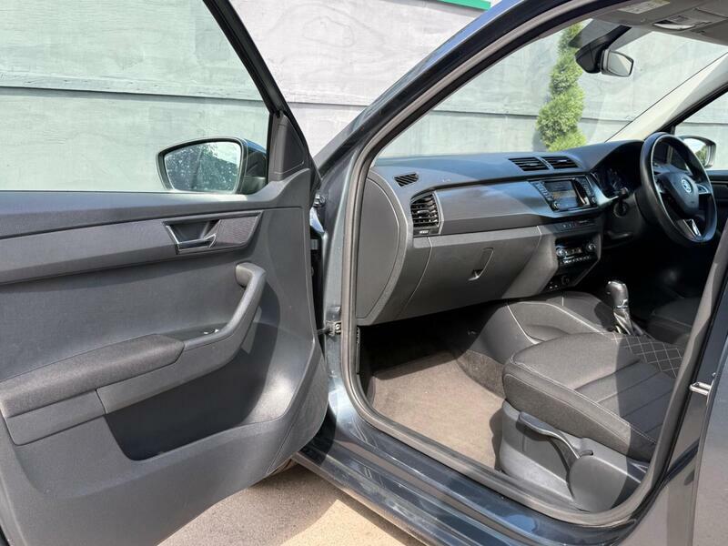 Skoda Fabia Estate Se 1.2 Tsi 110 Ps Dsg Black #17