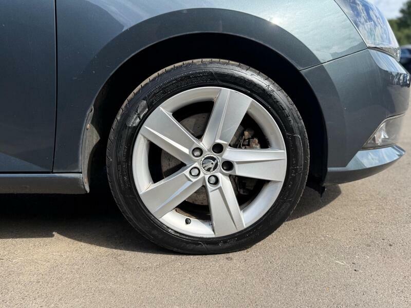 Skoda Fabia Estate Se 1.2 Tsi 110 Ps Dsg Black #33