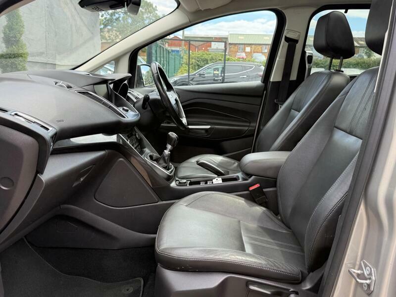 Ford Grand C-Max 1.5 Tdci Zetec Euro 6 Ss Red #22