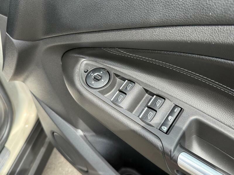 Ford Grand C-Max 1.5 Tdci Zetec Euro 6 Ss Red #17