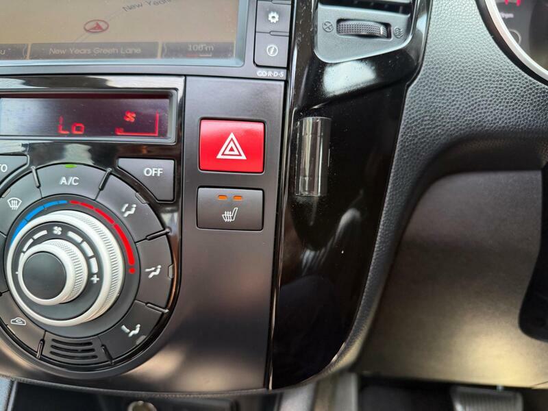 Kia Venga 1.4 Crdi 2 Mpv Euro 5 89 Bhp Silver #51