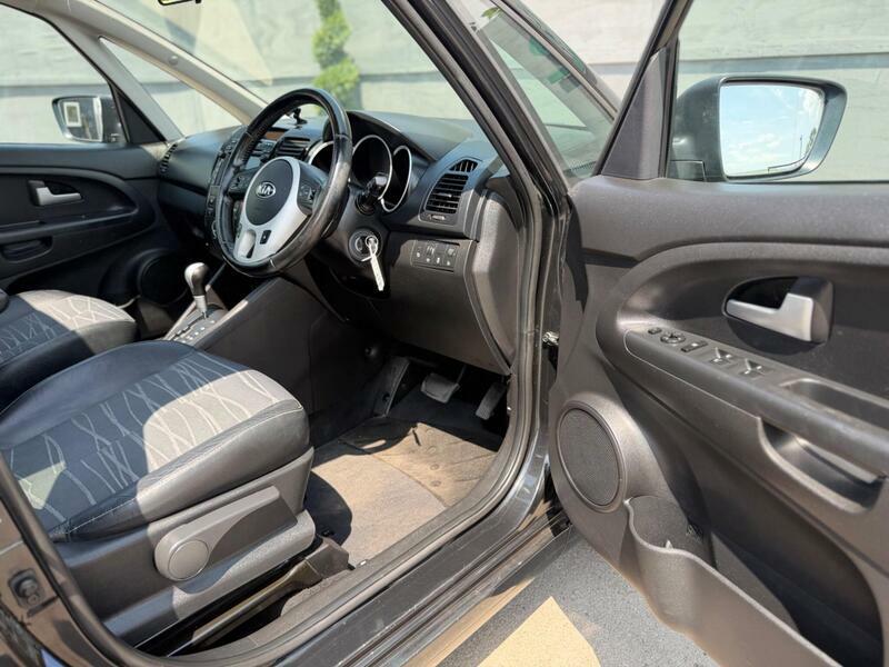 Kia Venga 1.4 Crdi 2 Mpv Euro 5 89 Bhp Silver #13