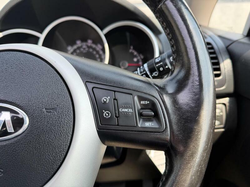 Kia Venga 1.4 Crdi 2 Mpv Euro 5 89 Bhp Silver #42