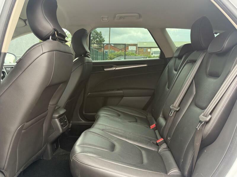 Ford Mondeo 1.5L Zetec Econetic Tdci 114 Bhp Red #30