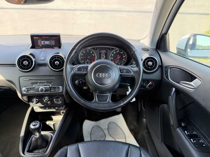 Audi A1 1.0 Tfsi Sport Sportback 95 Ps Black #37