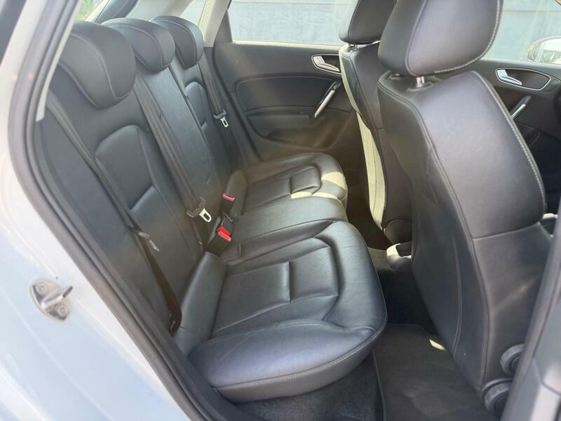 Audi A1 1.0 Tfsi Sport Sportback 95 Ps Black #24