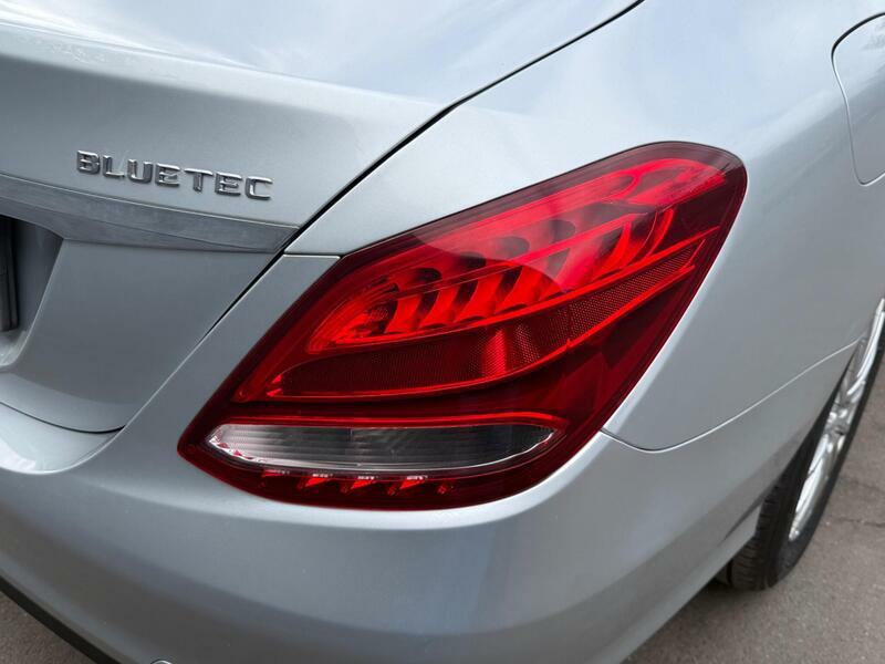 Mercedes-Benz C Class 2.1 C220 Cdi Amg Sport Edition 168 Bhp Black #27