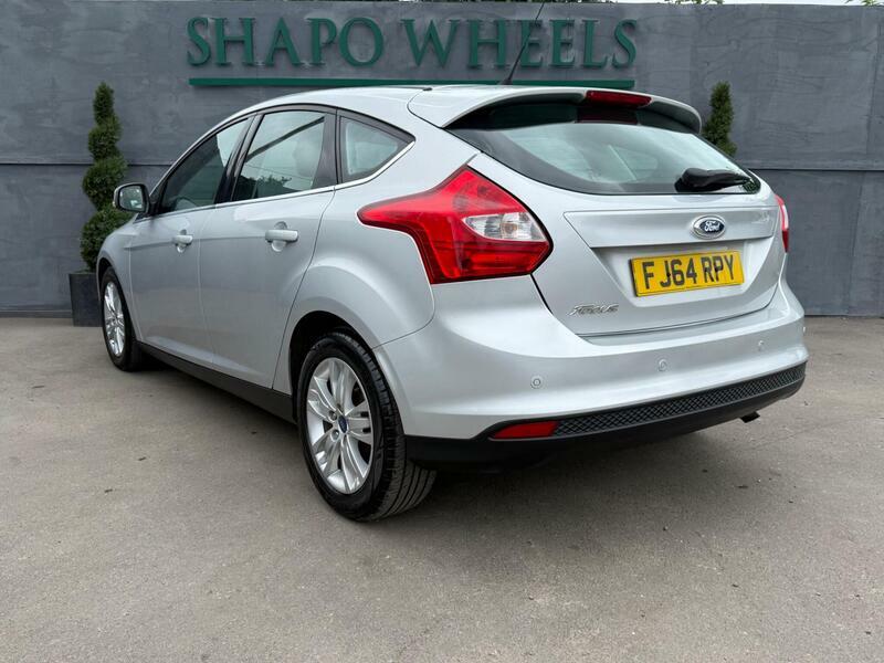 Ford Focus 1.0T Ecoboost Zetec Hatchback Euro 6 S  #2