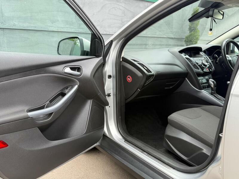 Ford Focus 1.0T Ecoboost Zetec Hatchback Euro 6 S  #16