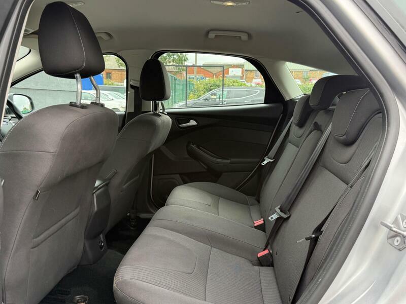Ford Focus 1.0T Ecoboost Zetec Hatchback Euro 6 S  #24