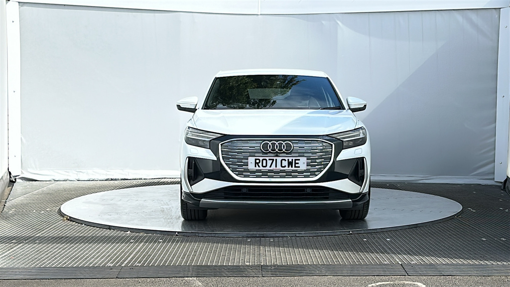 Audi Q4 E Tron 40 Launch Edition Sportback 82Kw White #3