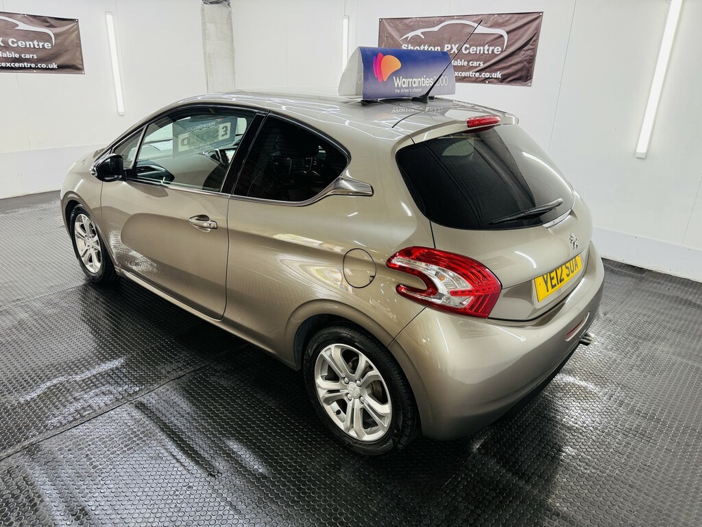 Peugeot 208 1.4 Hdi Allure Beige #4
