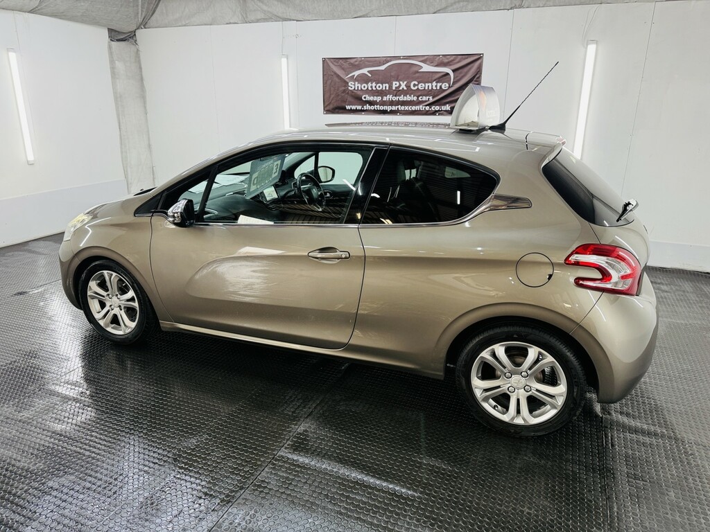 Peugeot 208 1.4 Hdi Allure Beige #3