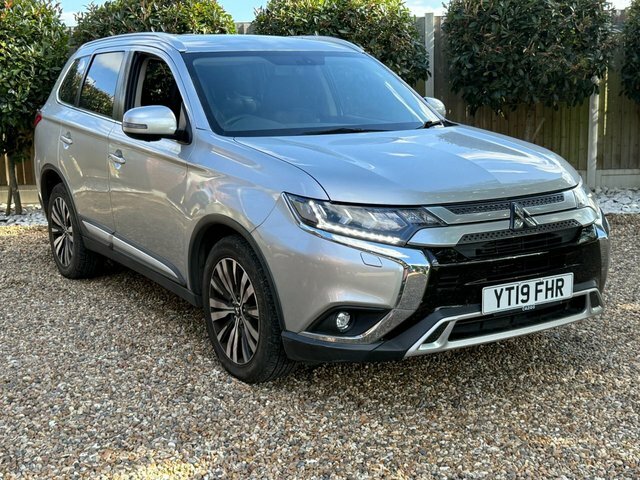 Mitsubishi Outlander 2019 2.0 Mivec 4 Suv Cvt 4Wd Euro 6 S Silver