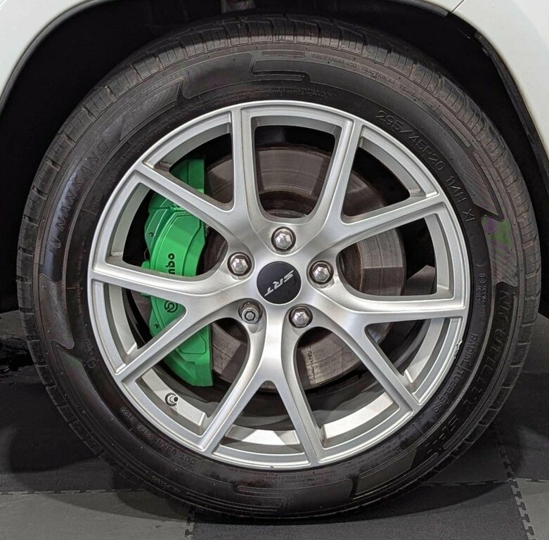 Jeep Grand Cherokee Grand Cherokee Hemi Srt8 White #40