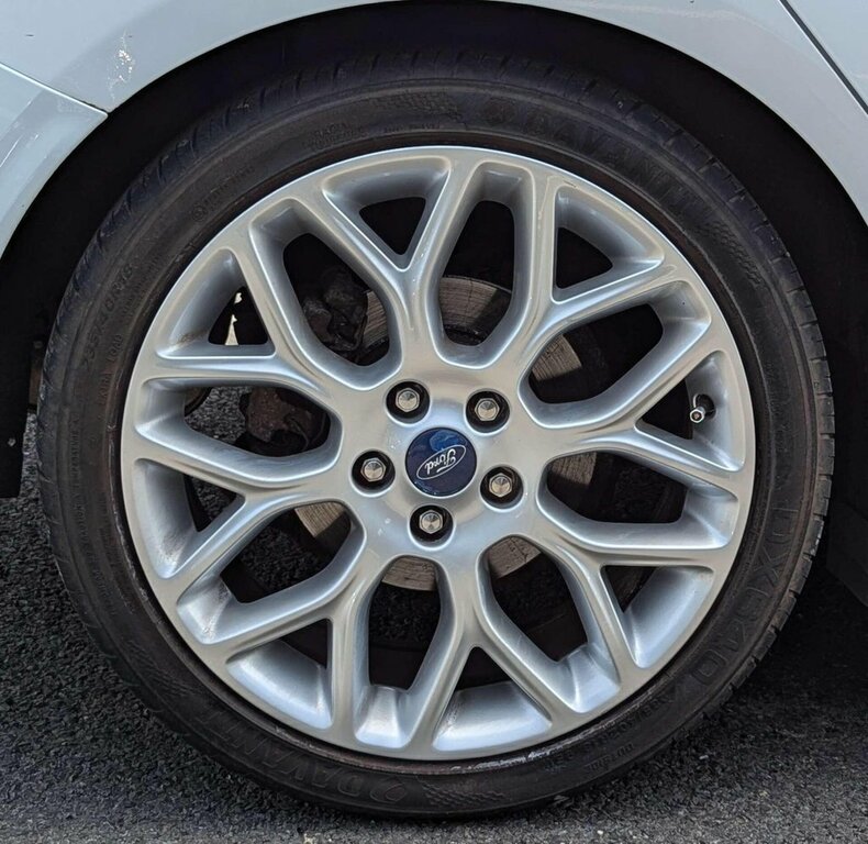Ford Focus 1.6 Zetec Hatchback Euro 5 105 Brown #27