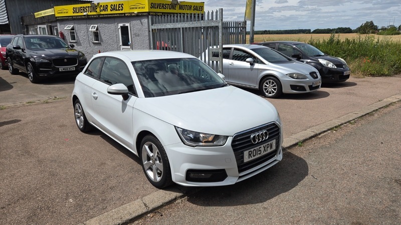 Audi A1 Tfsi Sport White #4